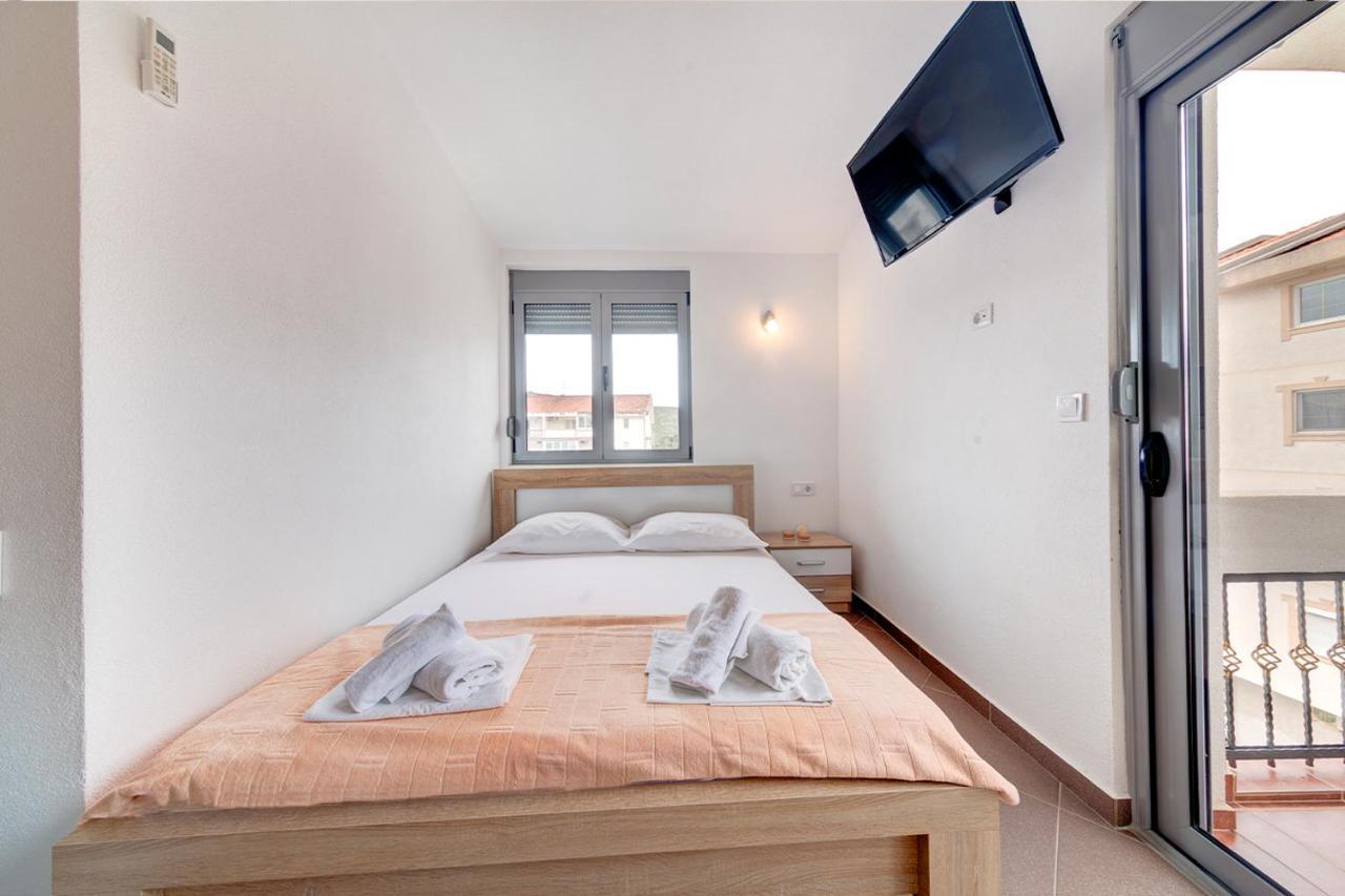 Delfin Apartments Sutomore Εξωτερικό φωτογραφία
