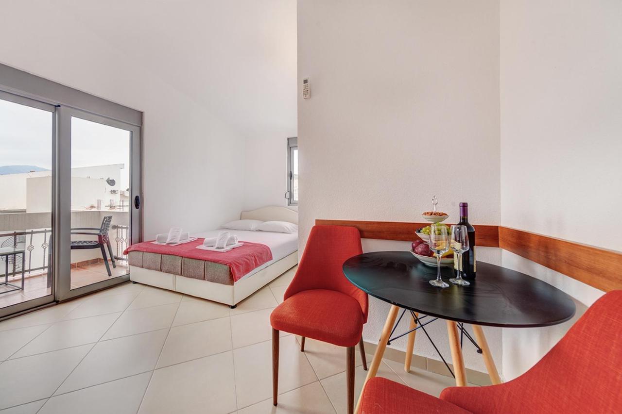 Delfin Apartments Sutomore Εξωτερικό φωτογραφία