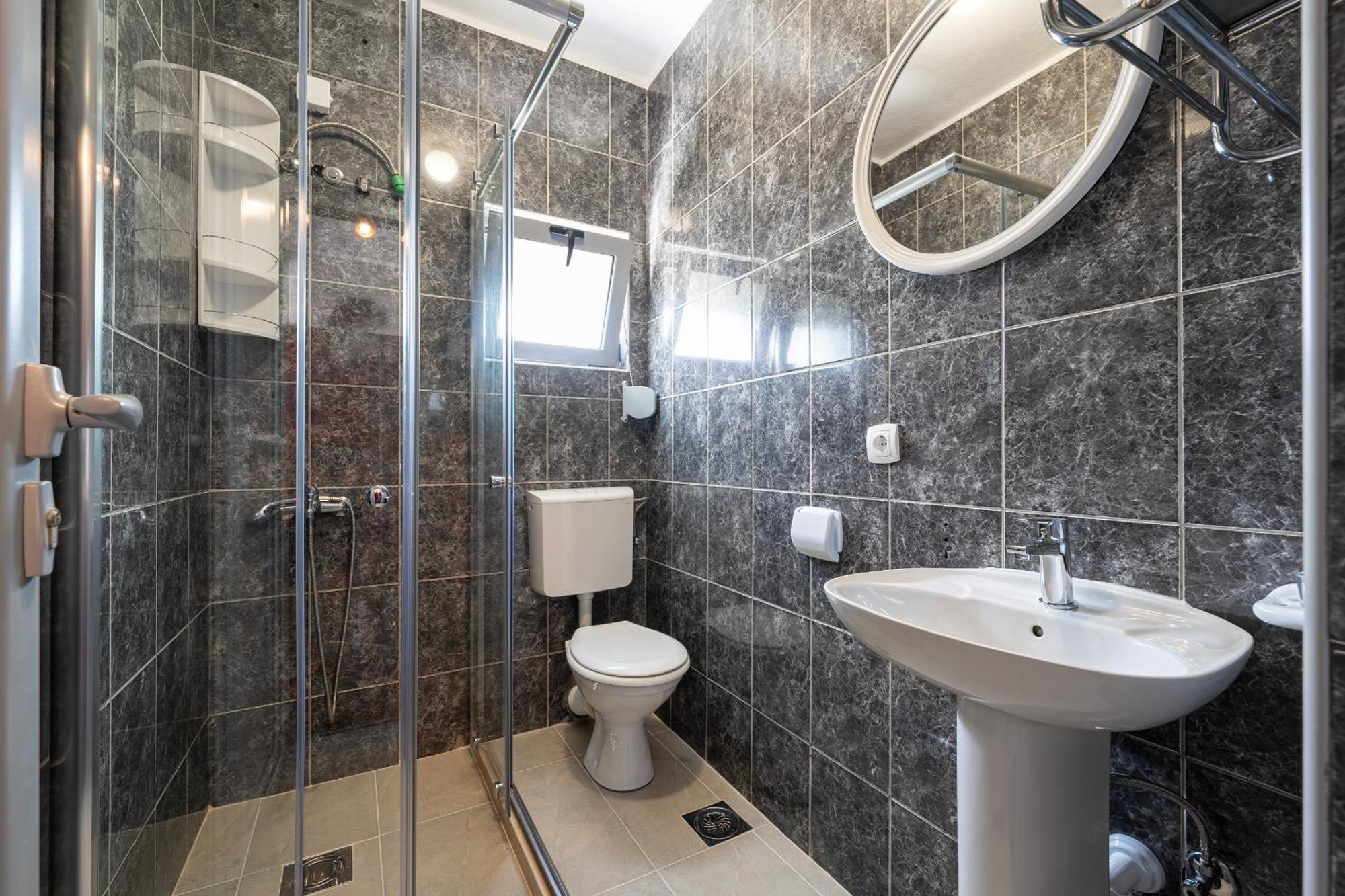 Delfin Apartments Sutomore Δωμάτιο φωτογραφία