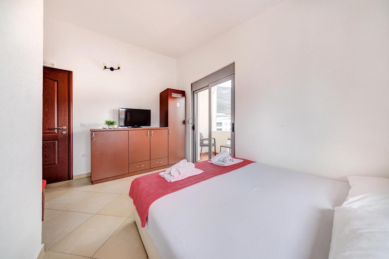Delfin Apartments Sutomore Δωμάτιο φωτογραφία